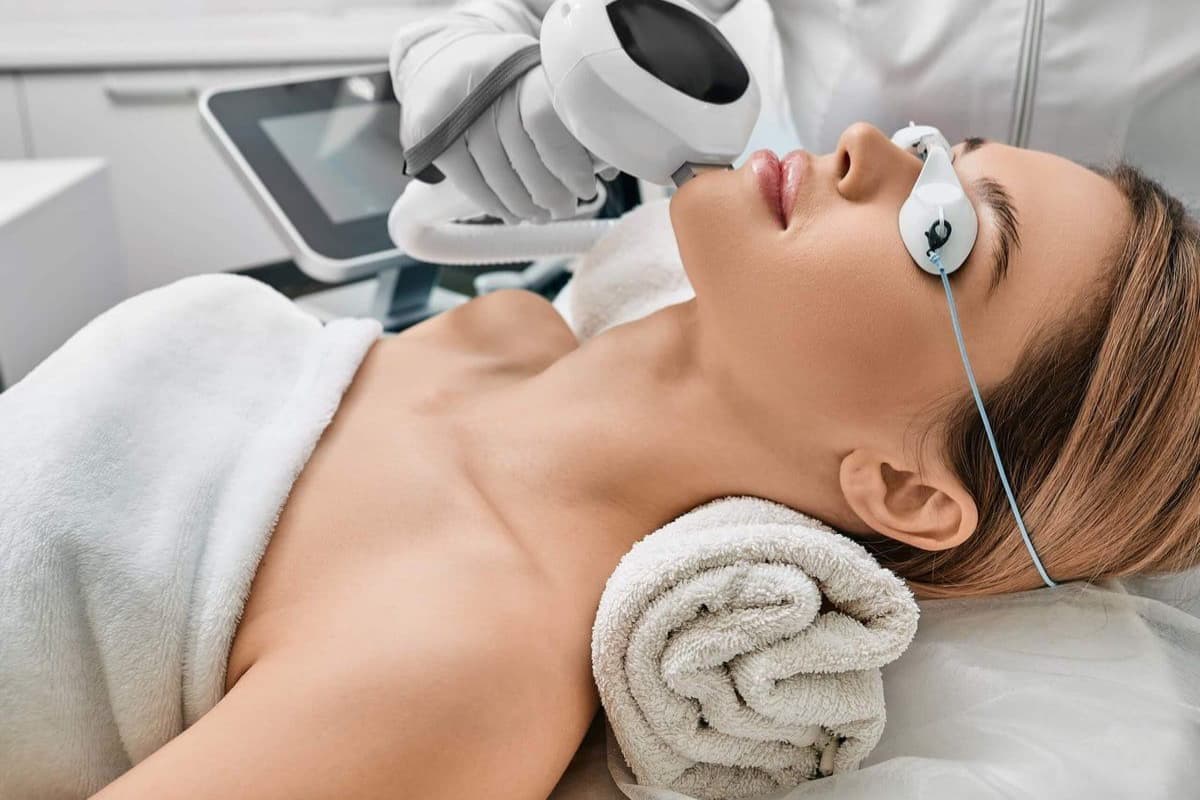 Intense Pulsed Light